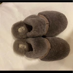 UGGs Slippers